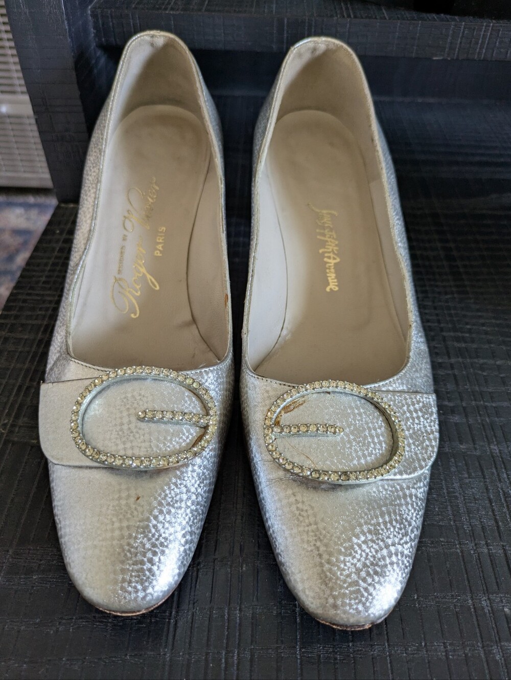Roger Vivier Silver Leather Shoes Vintage Mod Heels